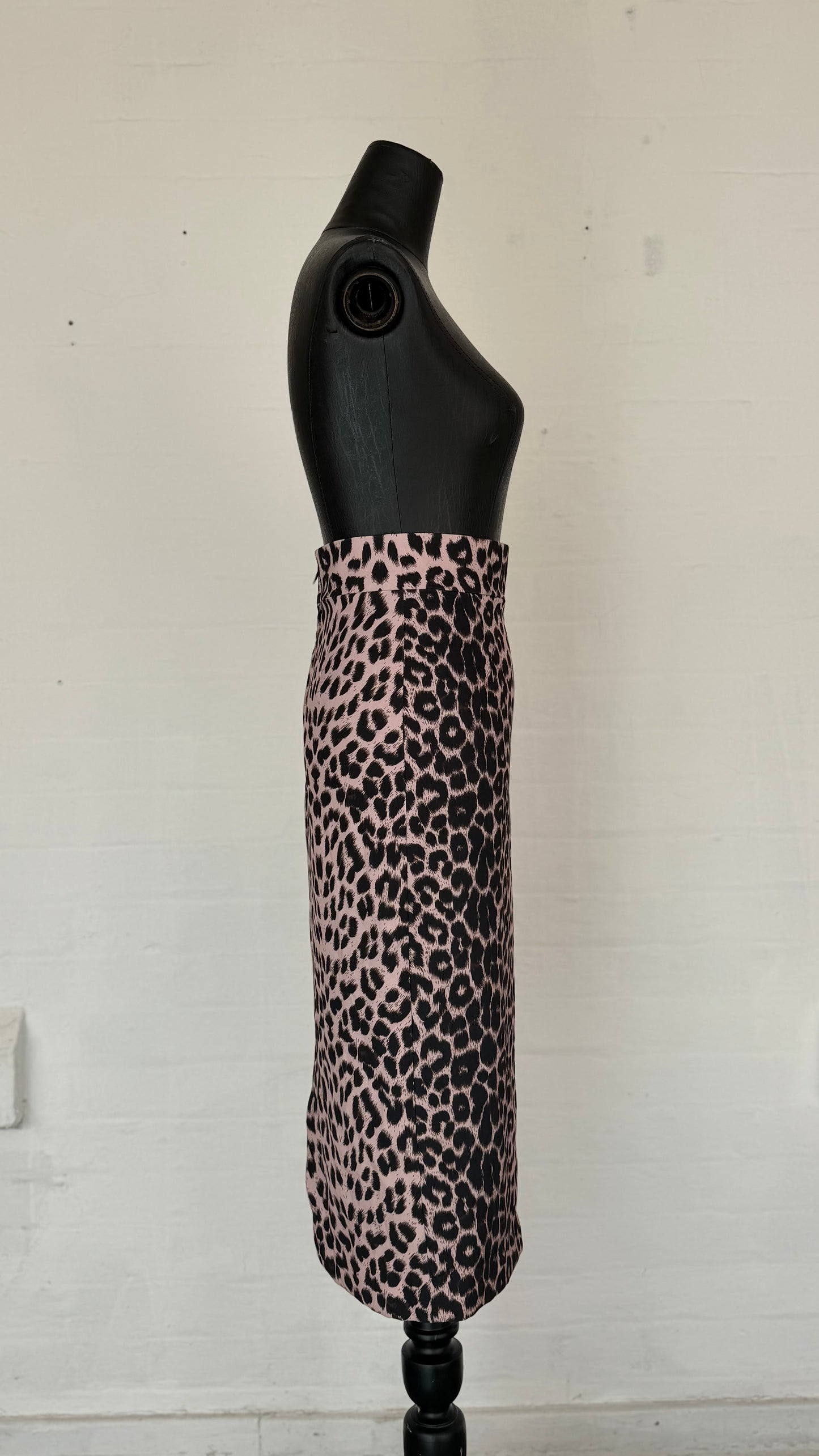 Pink & Black Leopard Print High-Waisted Midi Pencil Skirt