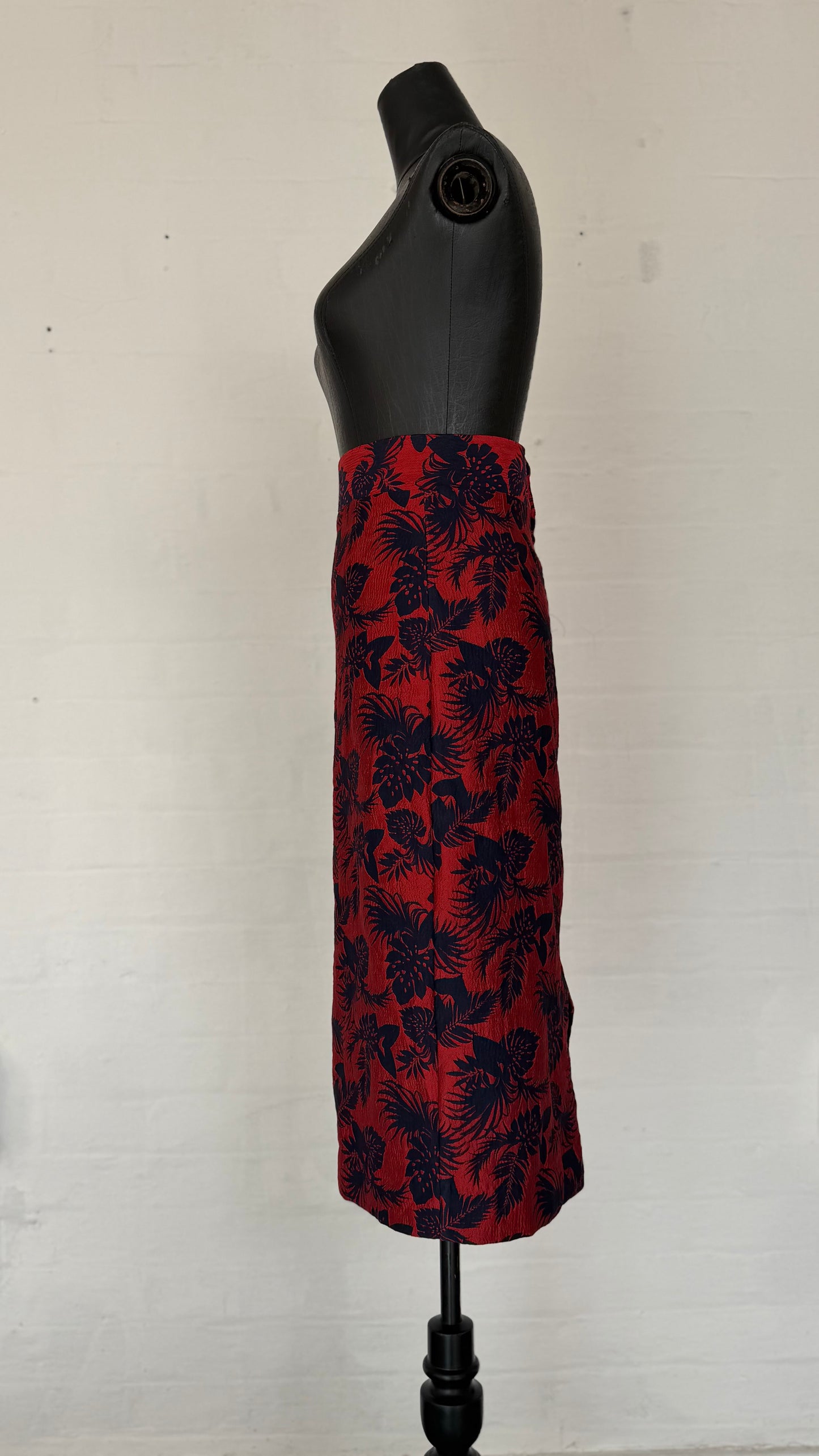 High-Waisted Red & Navy Tropical Print Pencil Skirt